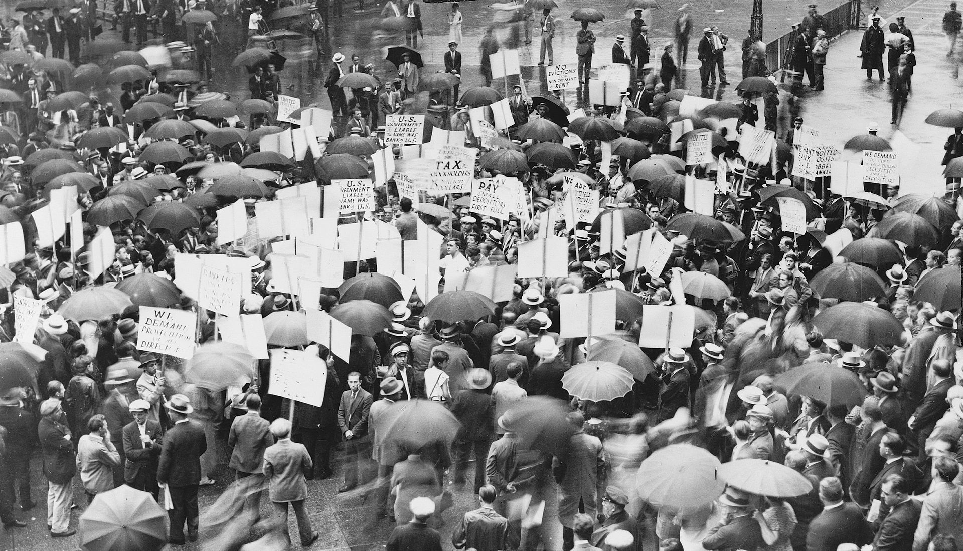 Толпа у Банка США после его краха в 1931 году - ИноСМИ, 1920, 06.12.2023