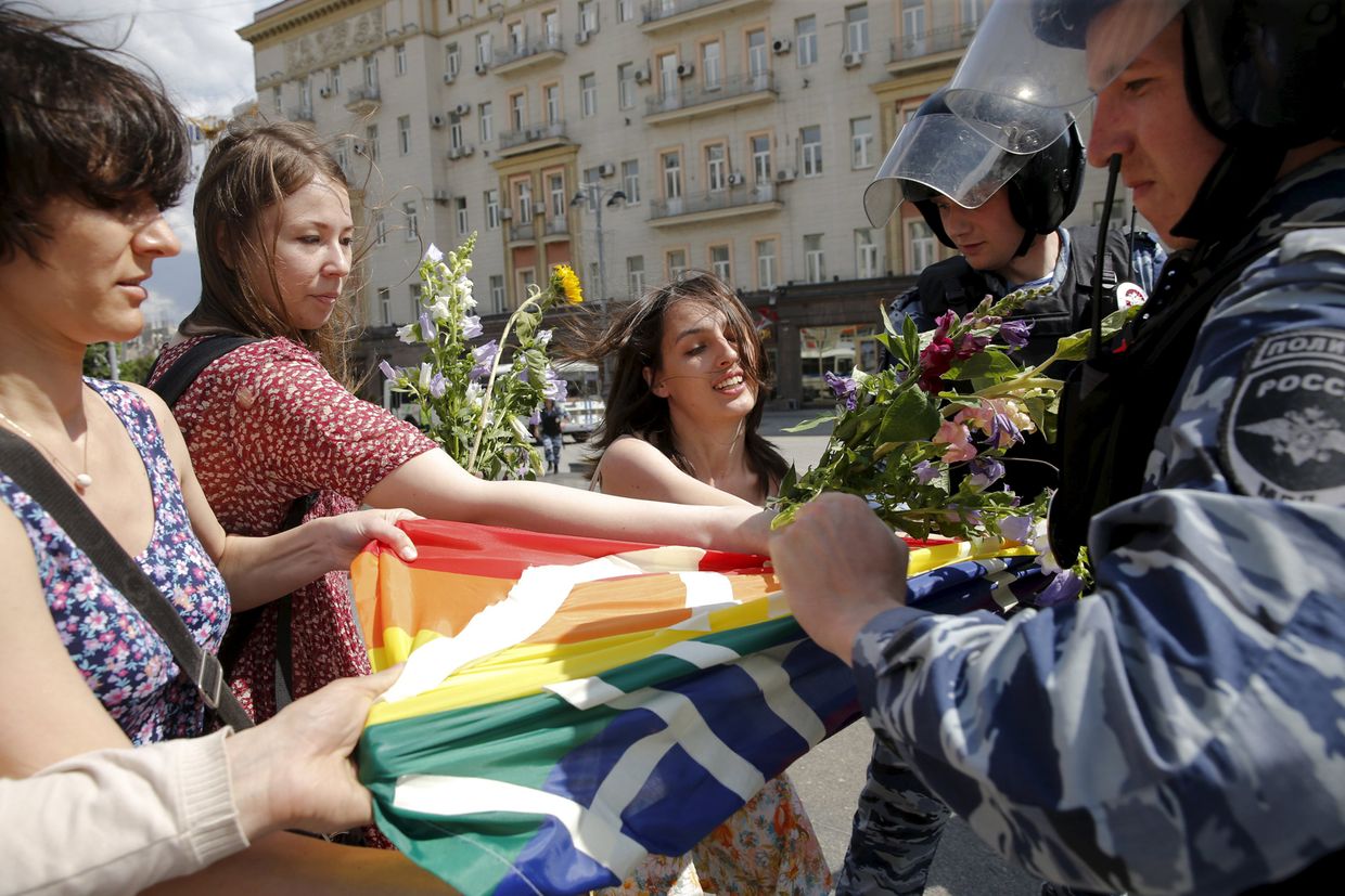 Акция ЛГБТ-активистов в Москве