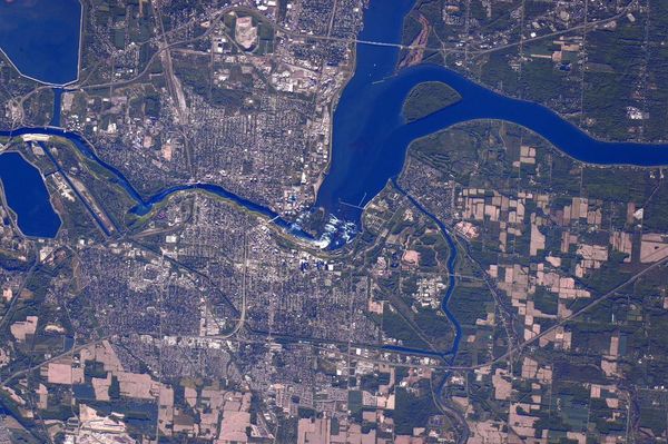 Викторина #SpaceGeo от Скотта Келли