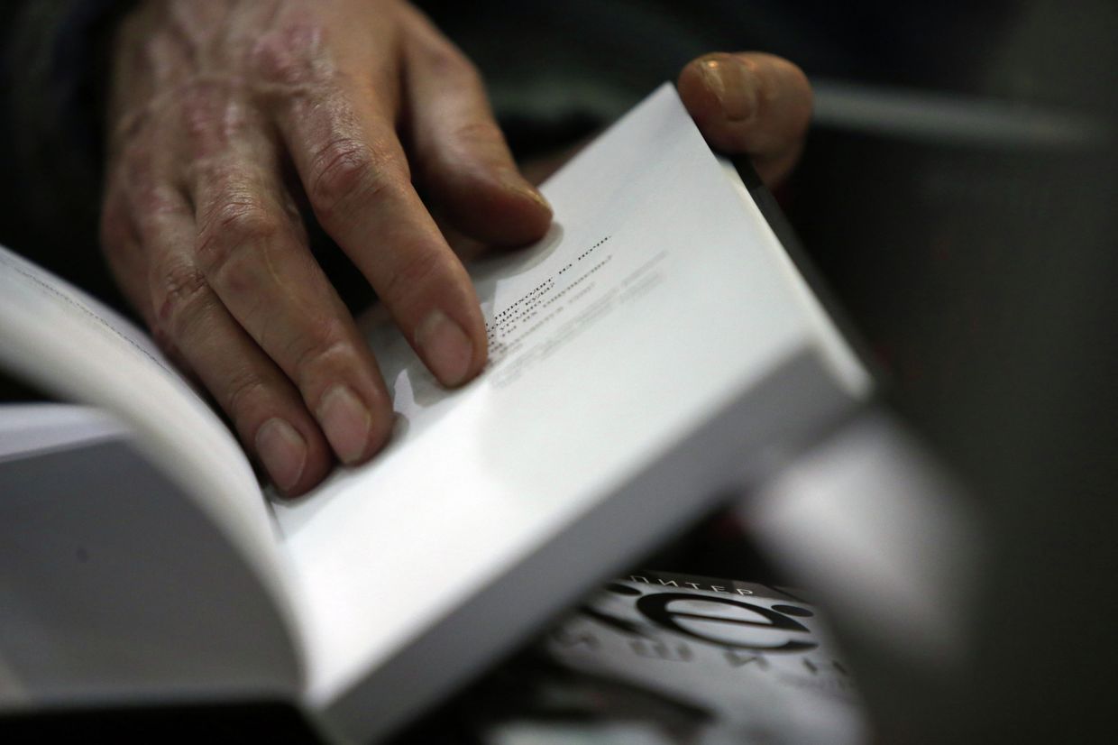 Посетитель ярмарки интеллектуальной литературы Non/Fiction №14