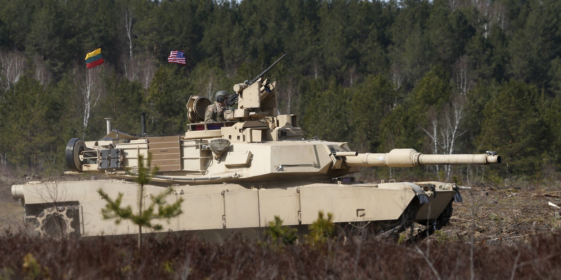 Американские военные на танке M1A2 Abrams во время учений в Пабраде, Литва  - ИноСМИ, 1920, 26.01.2023