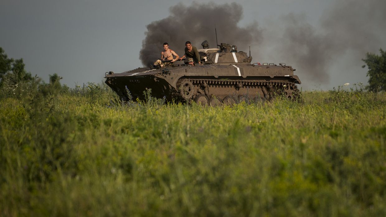 Украинские военные в деревне Крымское