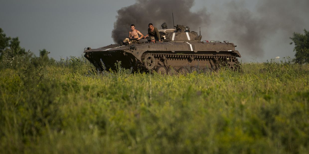 Украинские военные в деревне Крымское