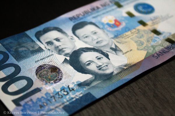 1000 филиппинских песо