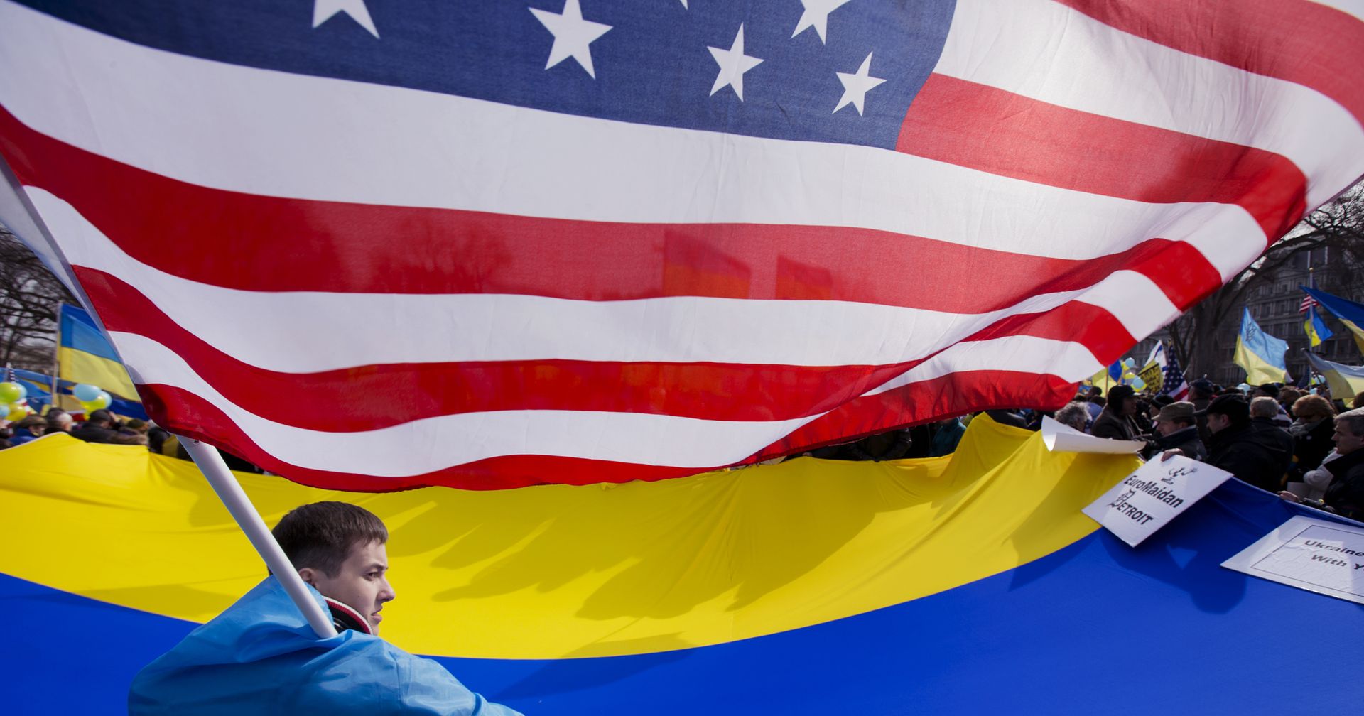 Акция против российского вмешательства на Украине перед Белым домом в Вашингтоне - ИноСМИ, 1920, 19.09.2020