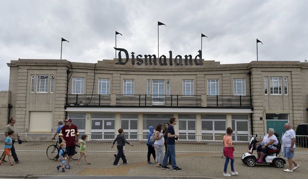 Тематический парк Бэнкси Dismaland