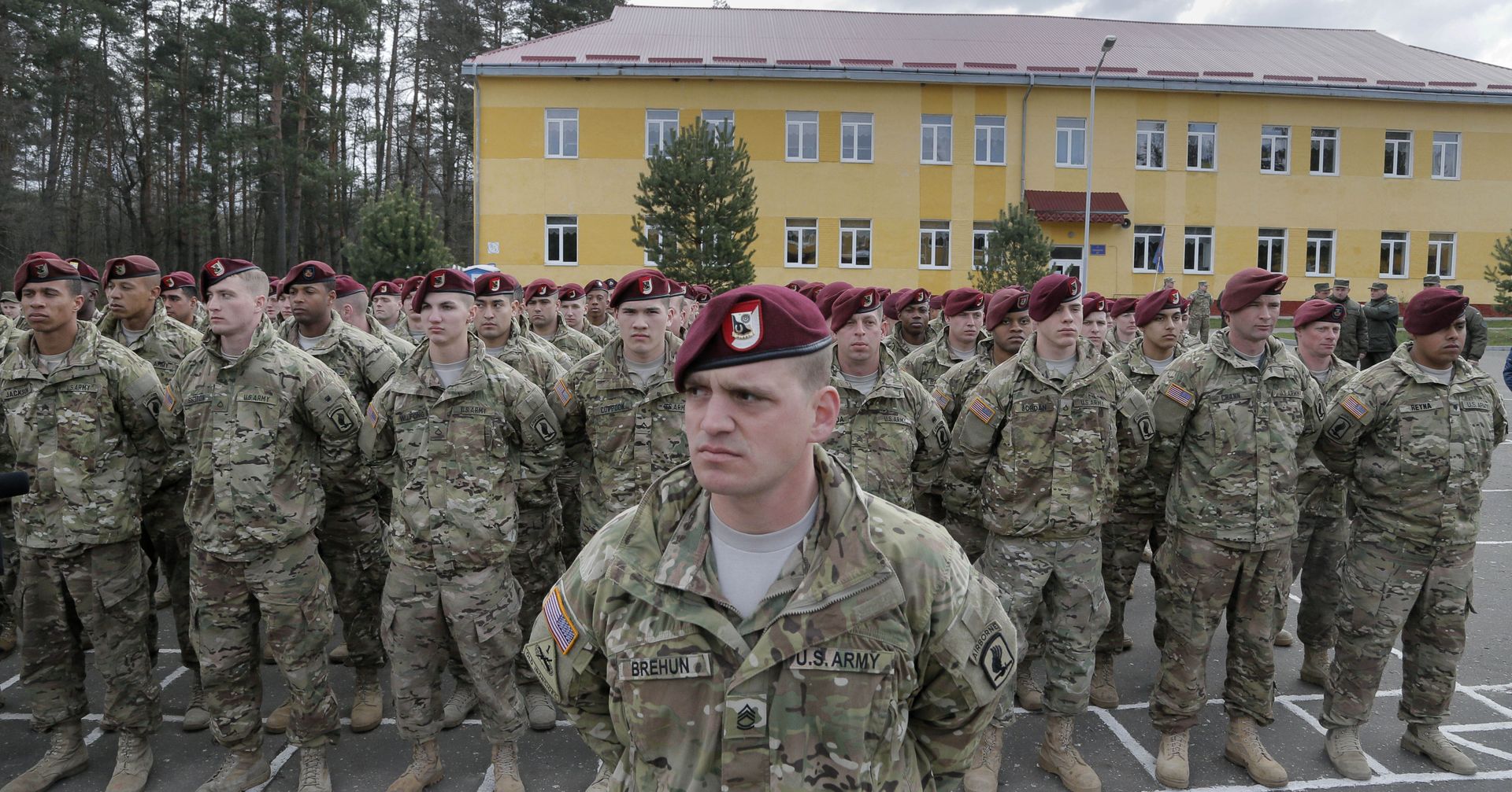 Американские военные на церемонии открытия учений Fearless Guardian - 2015 на Яворивском полигоне Американские военные на церемонии открытия учений Fearless Guardian - 2015 на Яворивском полигоне - ИноСМИ, 1920, 03.09.2021
