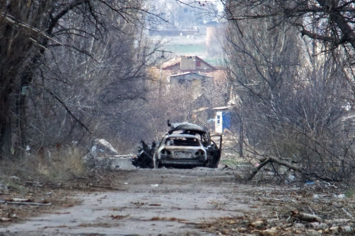 Представители ОБСЕ посетили район поселка Пески в Донецкой области