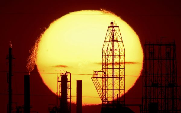 Нефтеперерабатывающий завод в Канзасе