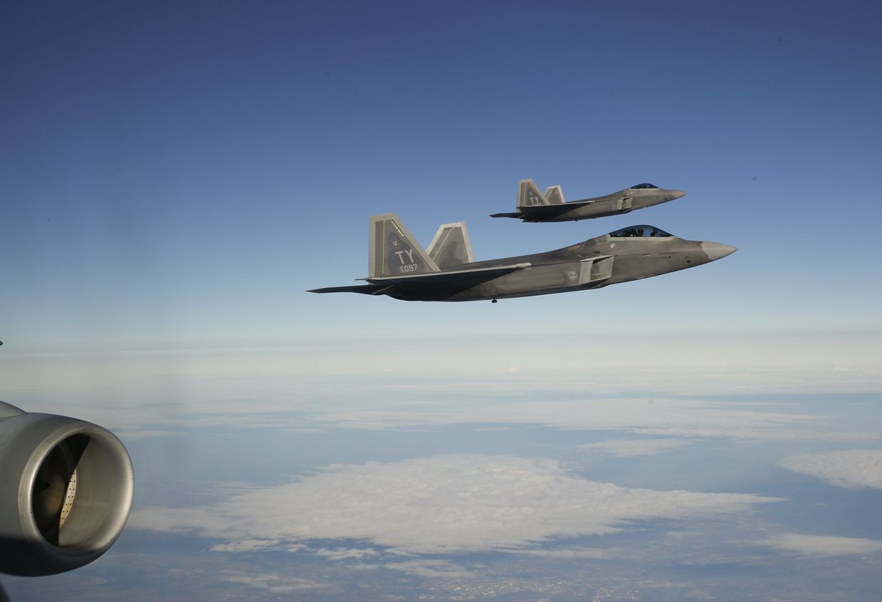 Истребители F-22 «Рэптор» направляются к эстонской базе Эмари