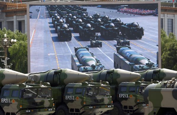 Ракеты DF-21D на параде в Пекине, посвященном победе в Японо-китайской войне