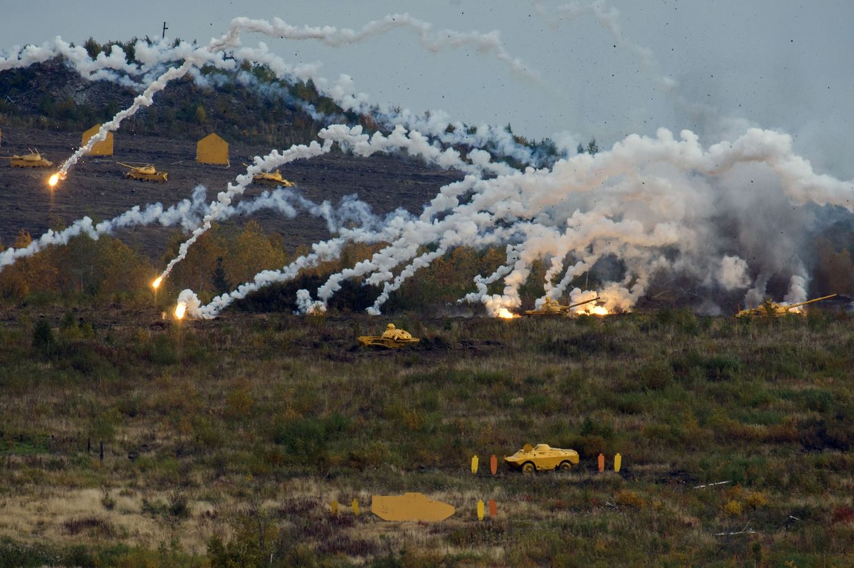 Демонстрационные стрельбы на открытии 10-й международной выставки Russia Arms Expo