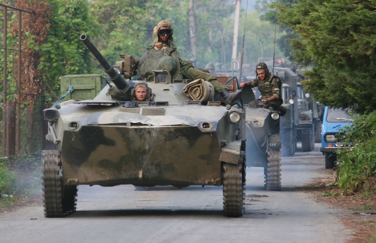 Россия выводит свои войска с территории Грузии Россия выводит свои войска с территории Грузии