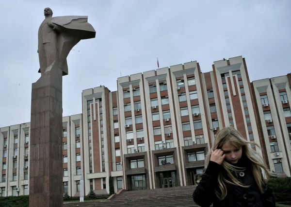 Здание Верховного Совета в Тирасполе, Приднестровье