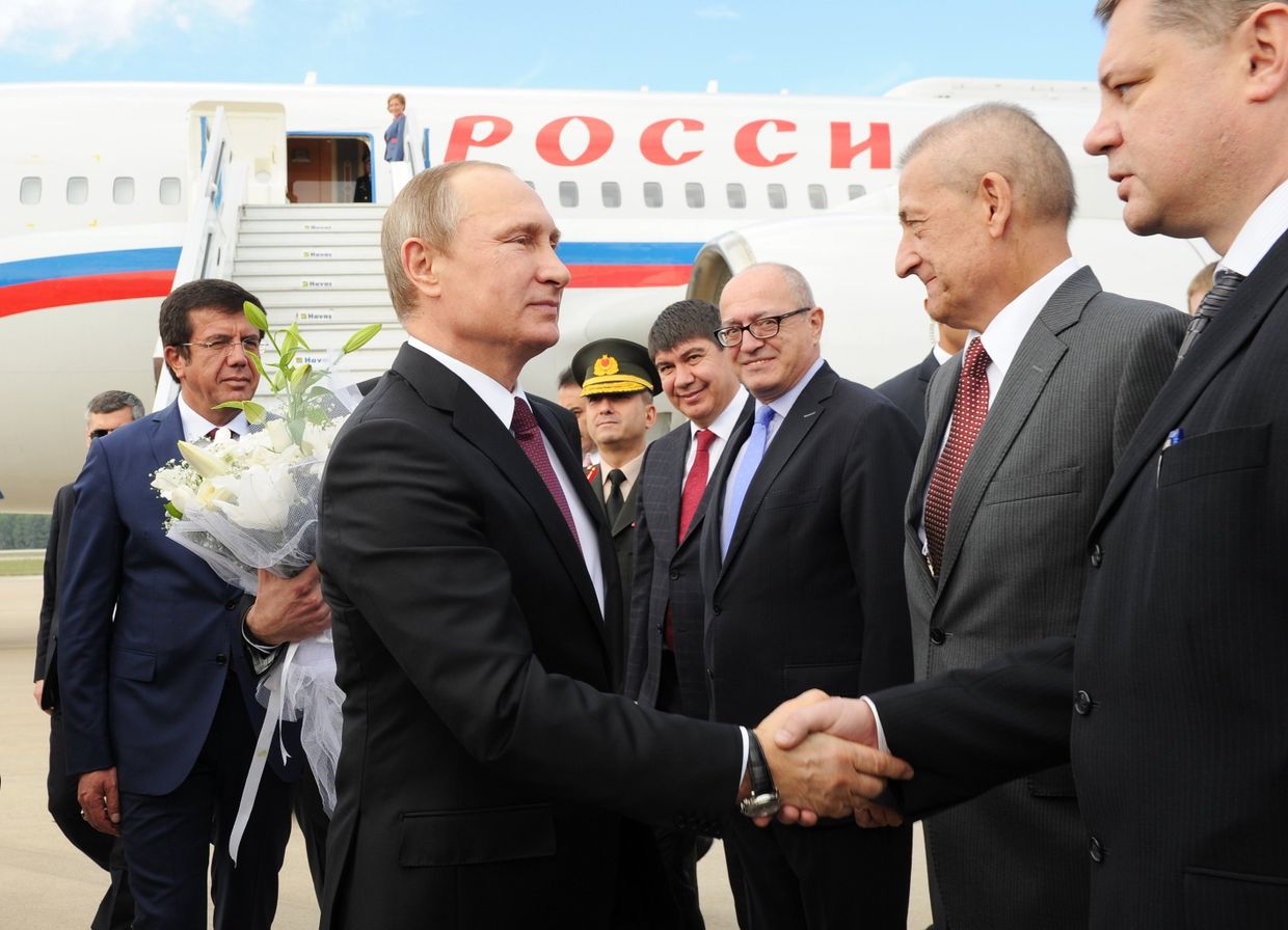 Президент РФ В.Путин принимает участие в саммите G20 в Турции
