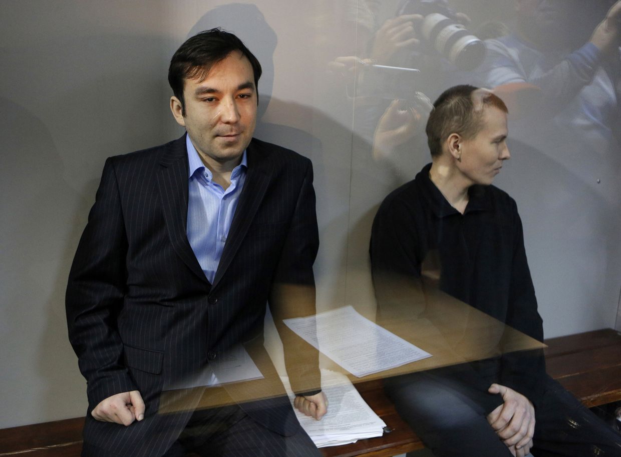 Евгений Ерофеев и Александр Александров перед началом заседания Голосеевского районного суда в Киеве