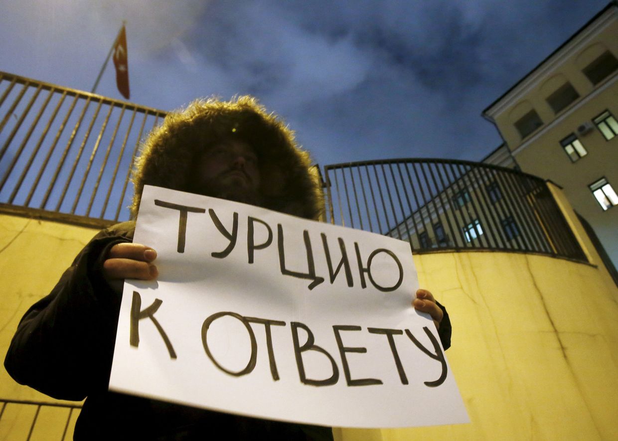 Пикет у турецкого посольства в Москве