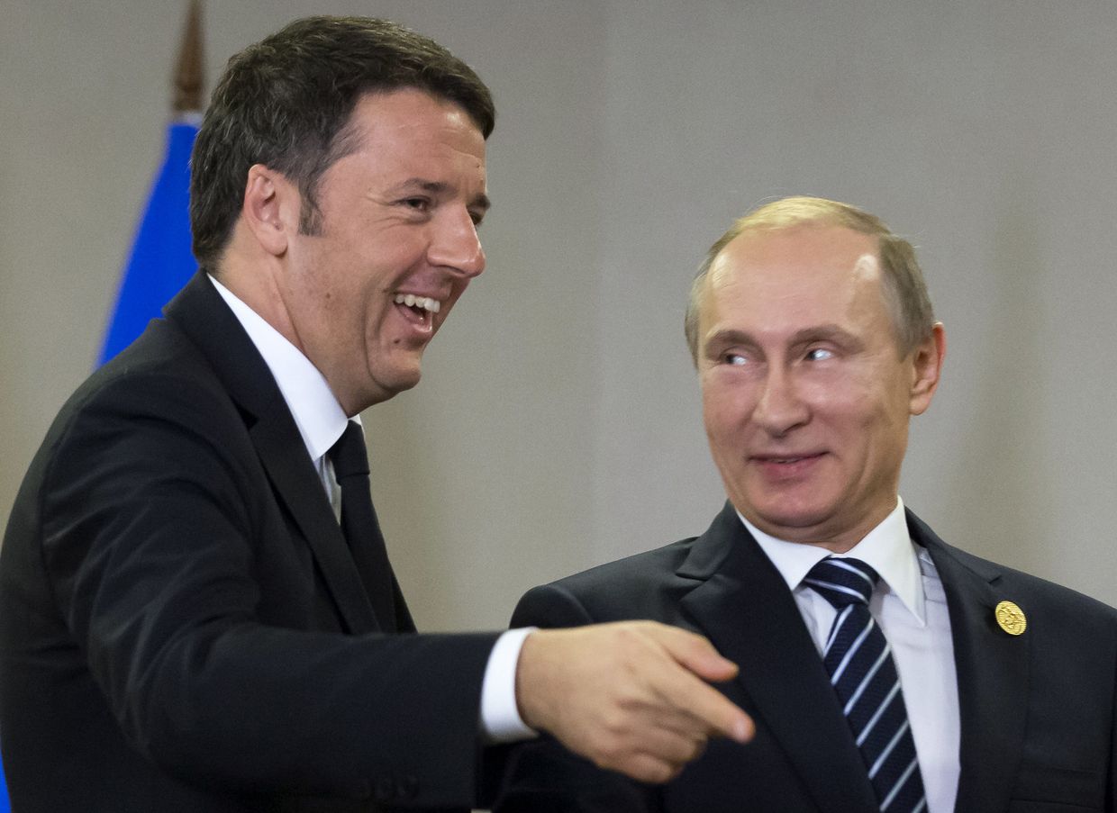 Президент России Владимир Путин и премьер-министр Италии Маттео Ренци на саммите G-20 в Турции