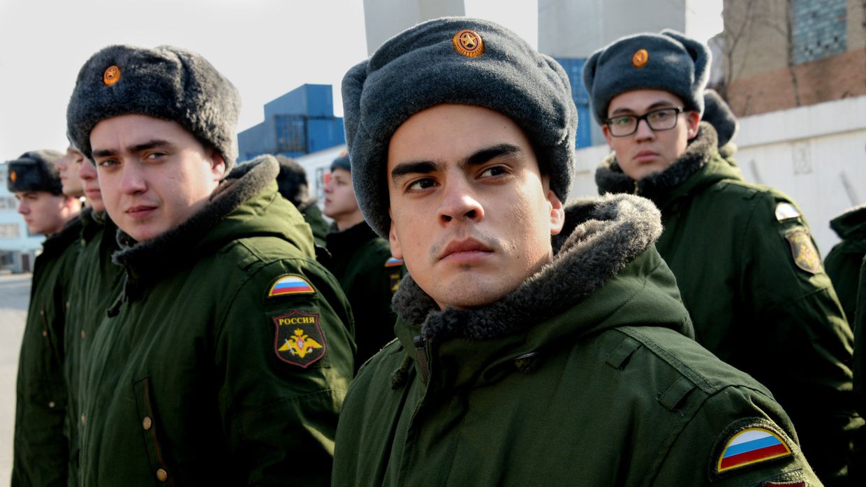 Отправка военнослужащих осеннего призыва на Курильские острова