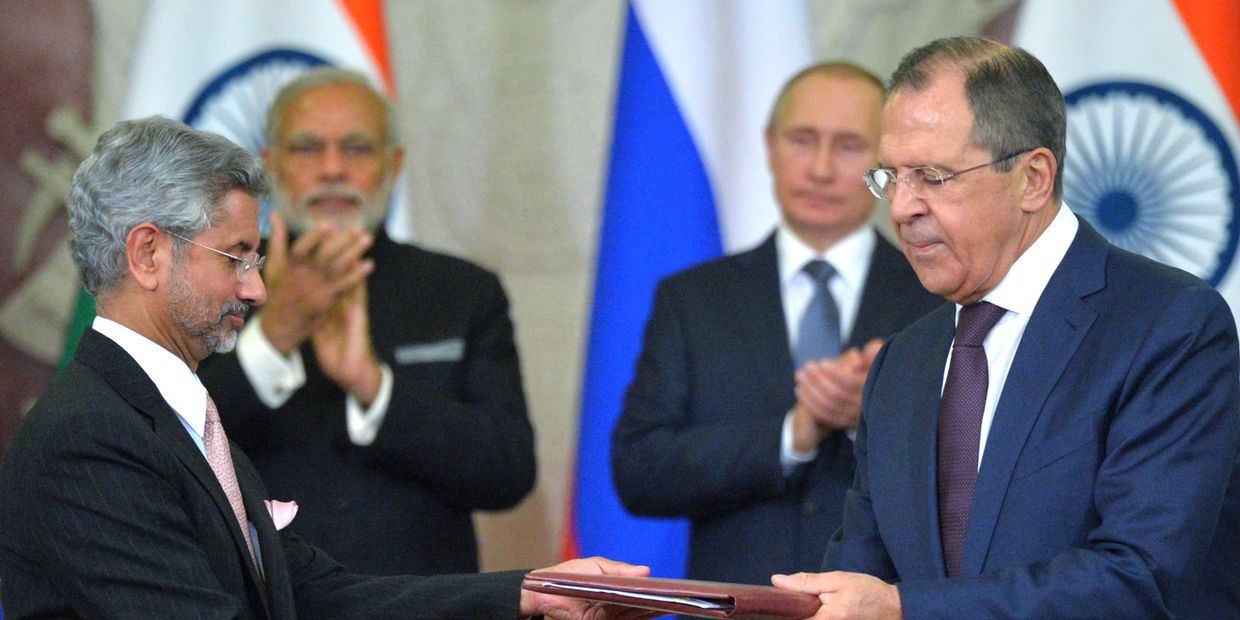 Встреча президента РФ В. Путина с премьер-министром Индии Н. Моди Встреча президента РФ В. Путина с премьер-министром Индии Н. Моди