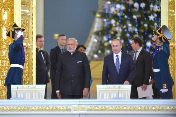Встреча президента РФ В. Путина с премьер-министром Индии Н. Моди