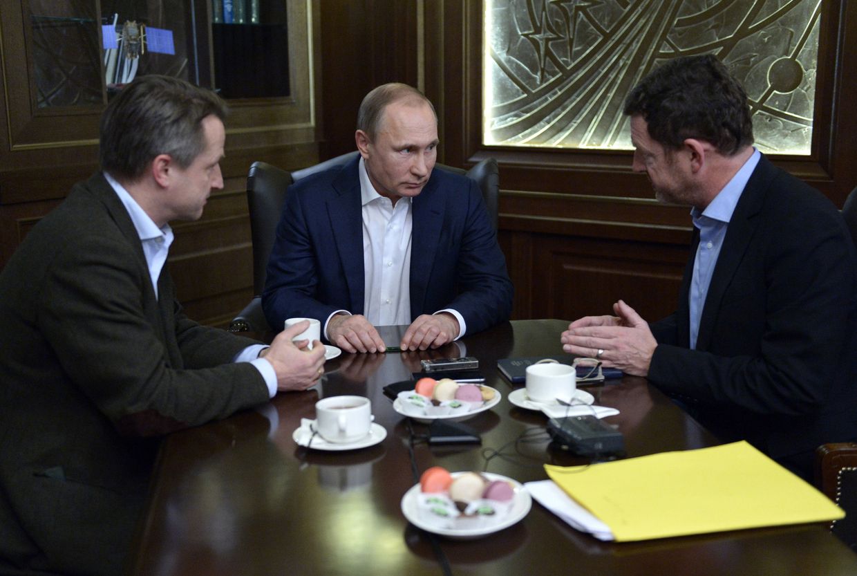Президент РФ Владимир Путин дает интервью немецкой газете Bild