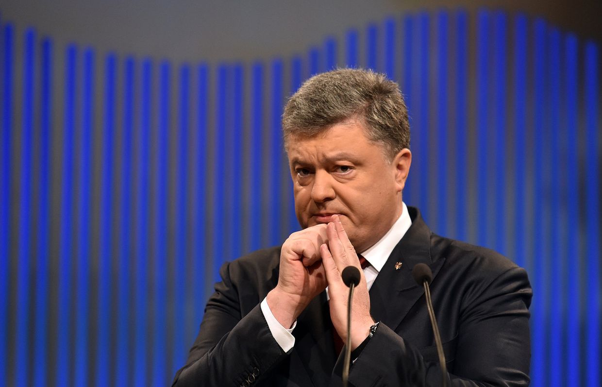 Президент Украины Петр Порошенко во время пресс-конференции в Киеве