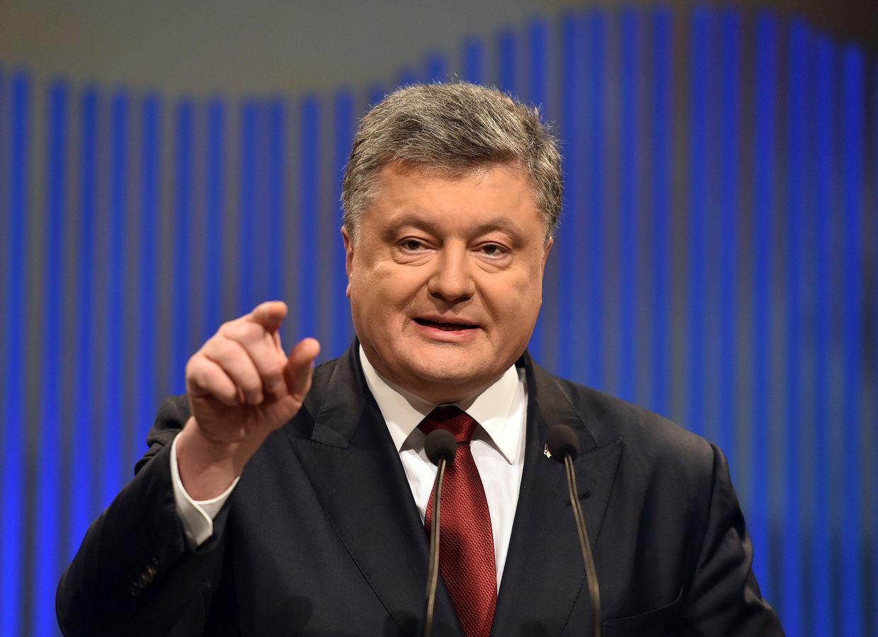 Президент Украины Петр Порошенко во время пресс-конференции в Киеве