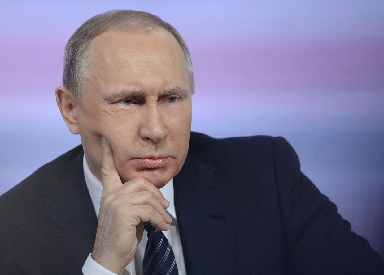 Владимир Путин отвечает на вопросы журналистов во время ежегодной большой пресс-конференции