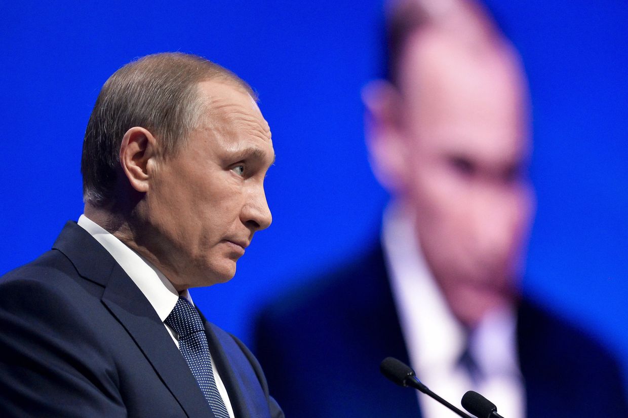 Президент России Владимир Путин на конференции в Ставрополе