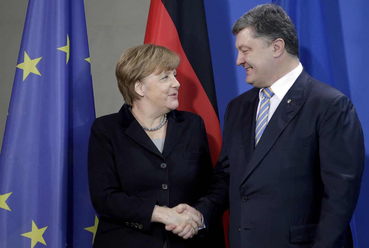 Канцлер Германии Ангела Меркель и президент Украины Петр Порошенко на встрече в Берлине