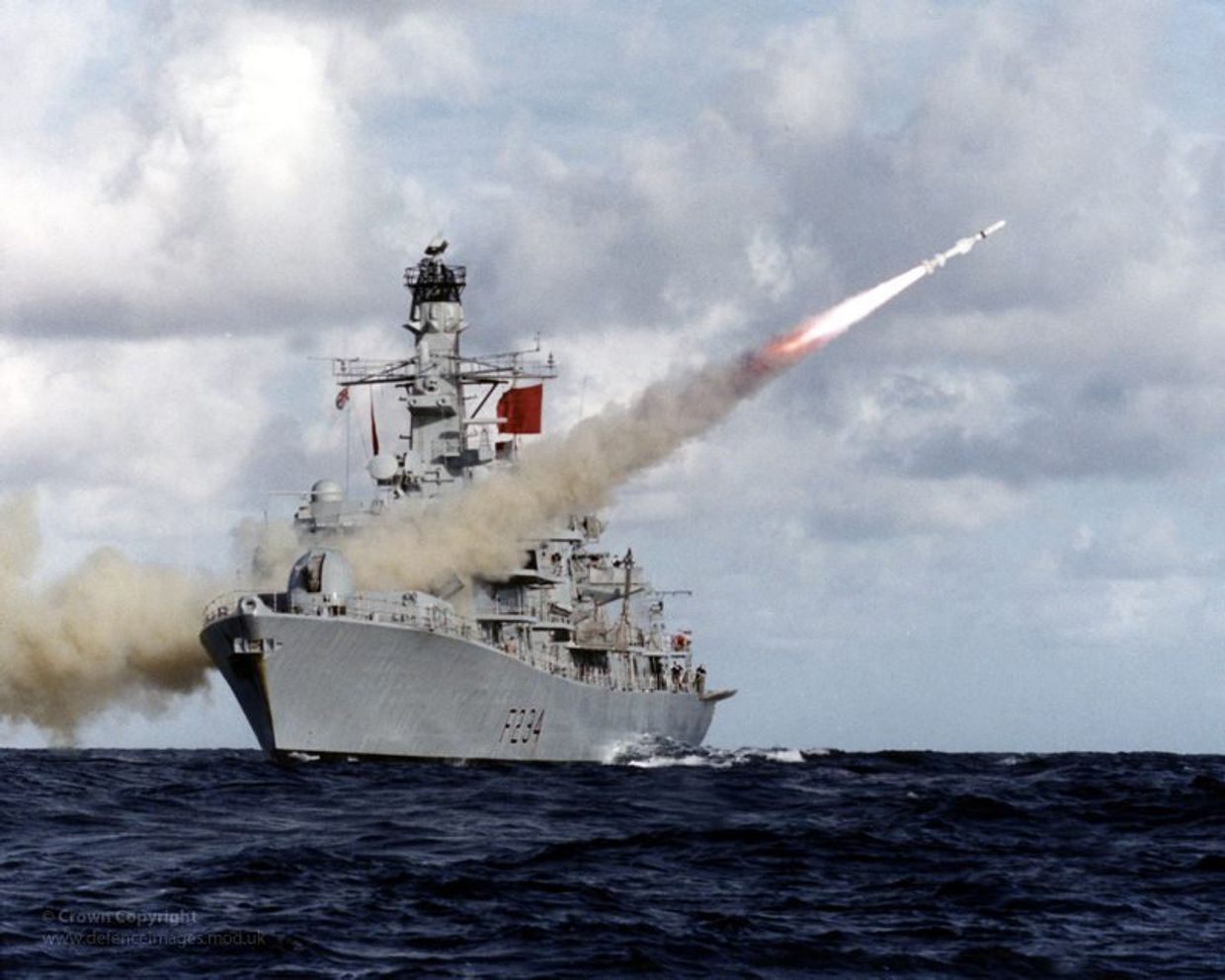 Английский фрегат HMS Iron Duke