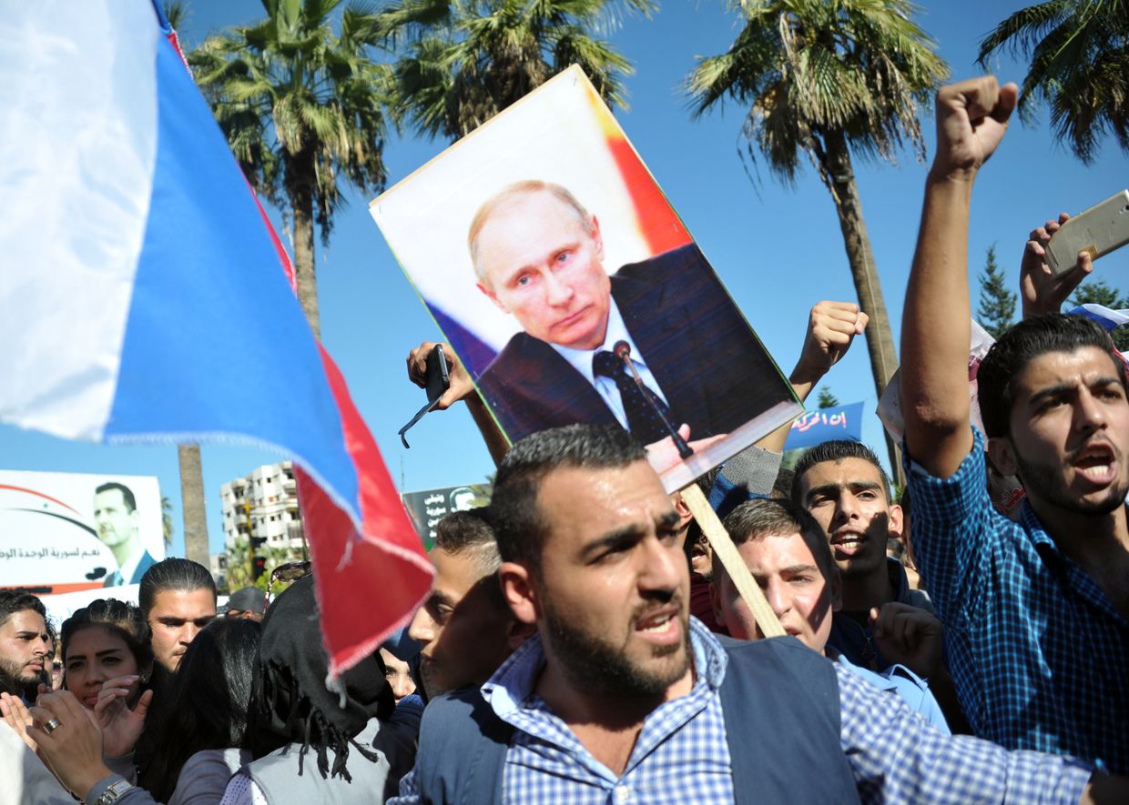 Митинг в поддержку операции российской авиагруппы прошел в городе Тартус