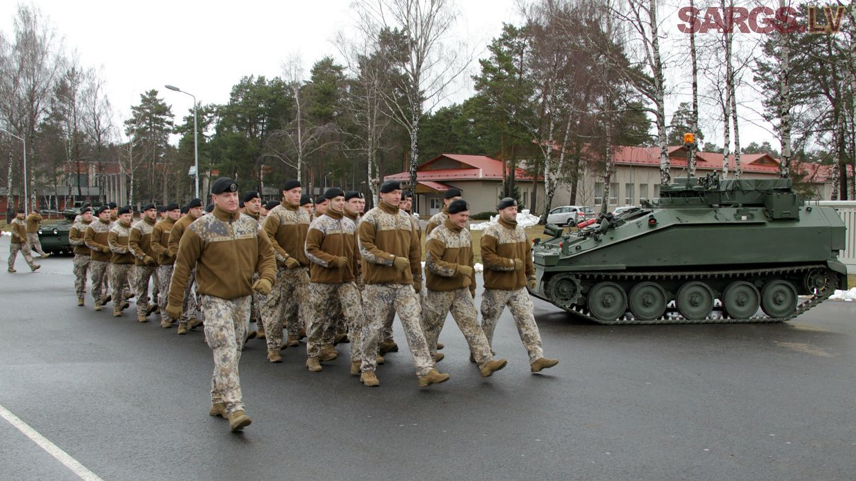 Боевая подготовка на базе Адажи, Латвия