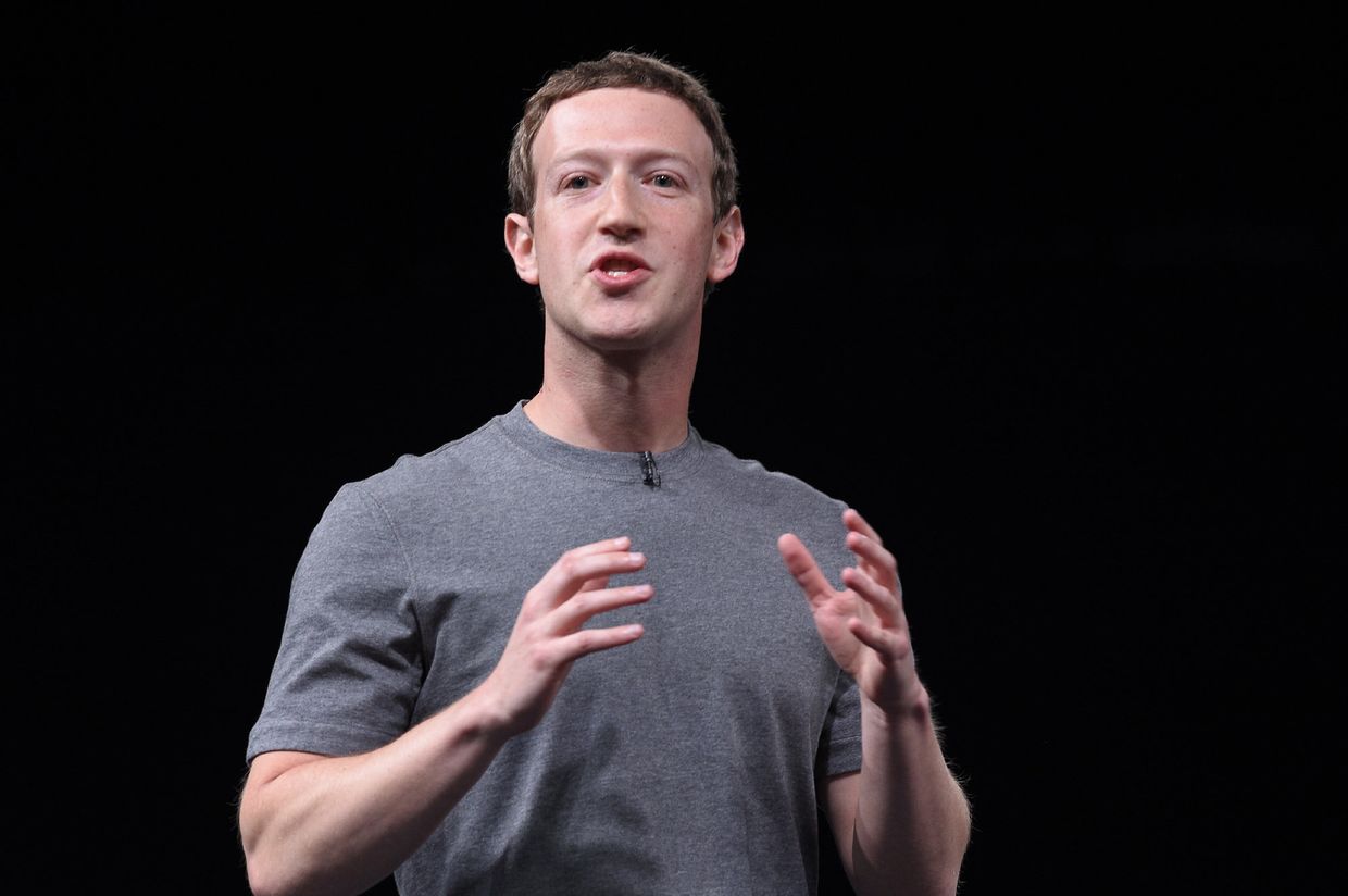 Основатель Facebook Марк Цукерберг Основатель Facebook Марк Цукерберг