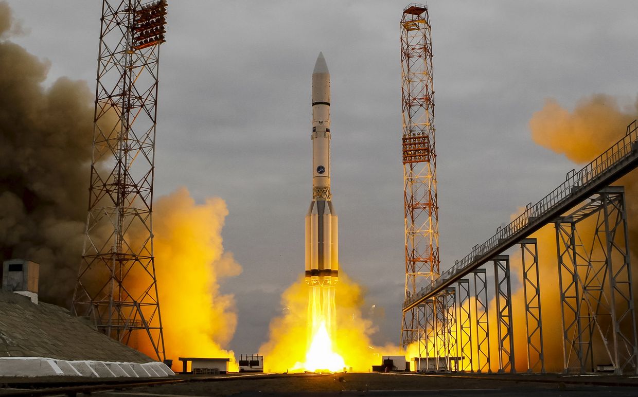 РКН Протон с космическим аппаратом миссии ExoMars - 2016 во время старта с космодрома Байконур