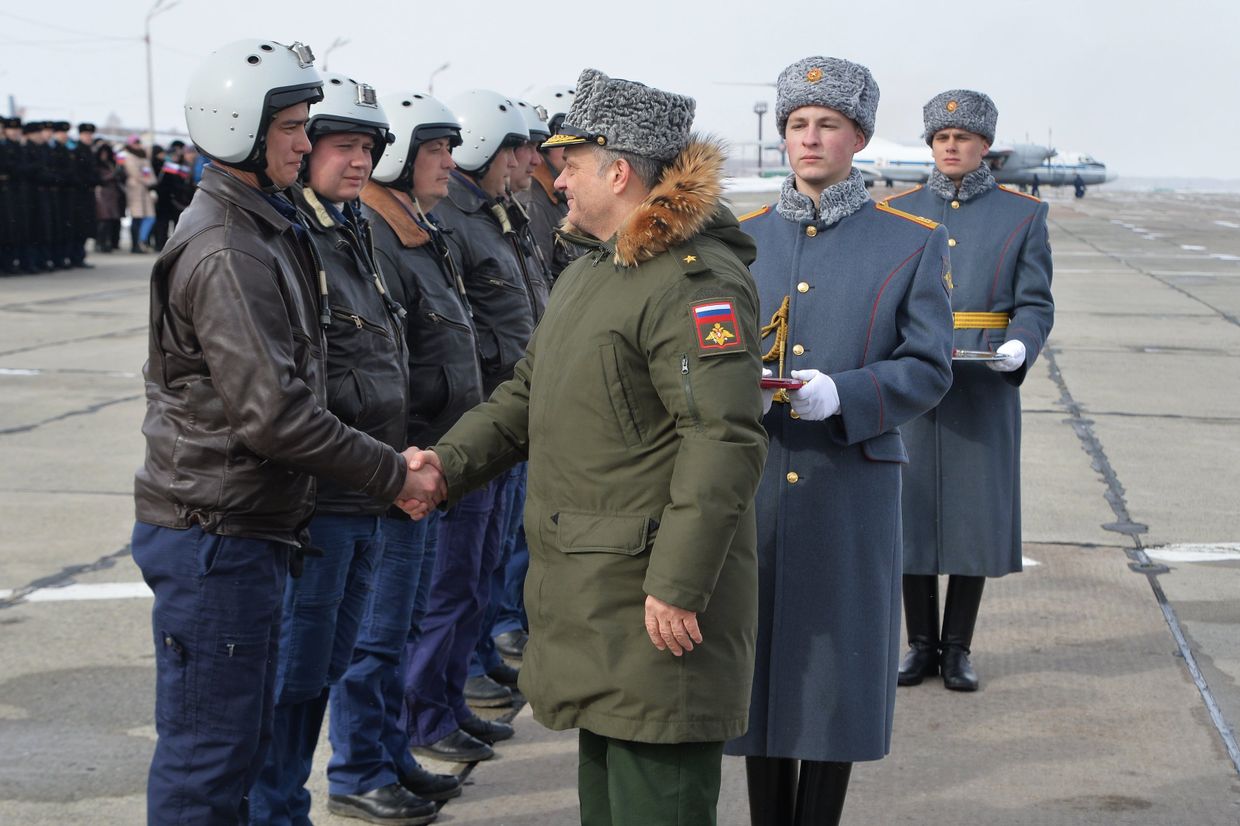 В Челябинскую область вернулись с авиабазы Хмеймим в Сирии три бомбардировщика Су-24М В Челябинскую область вернулись с авиабазы Хмеймим в Сирии три бомбардировщика Су-24М