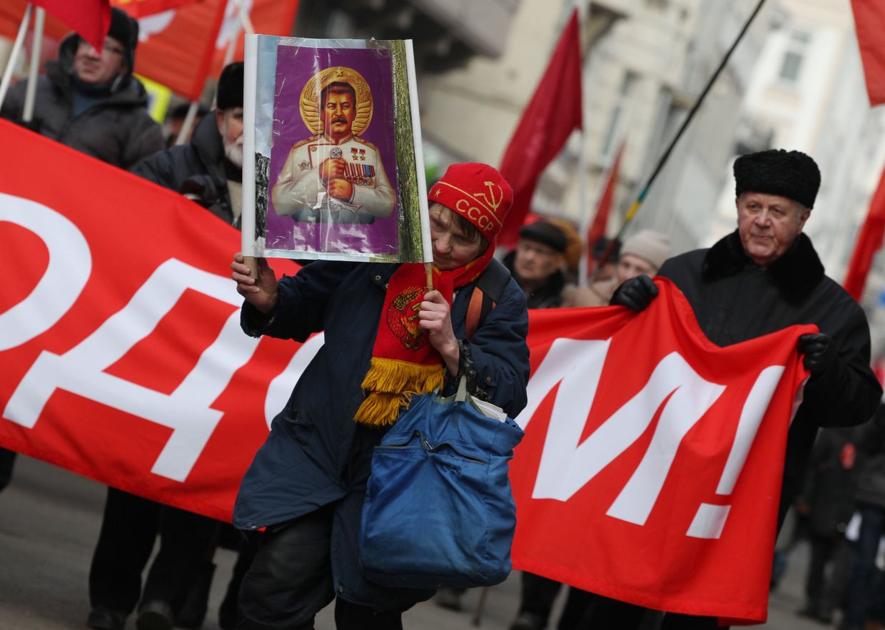 Шествие и митинг КПРФ по случаю 95-летия Советской Армии