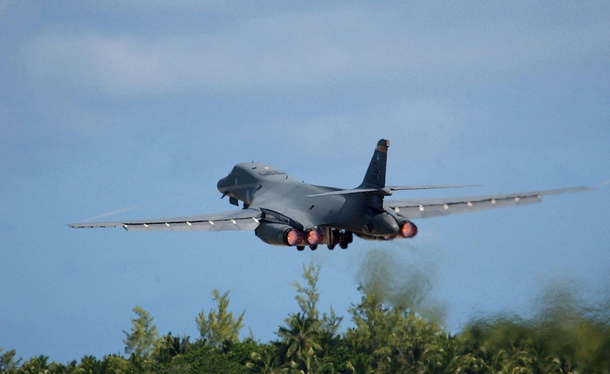 Американский бомбардировщик B-1