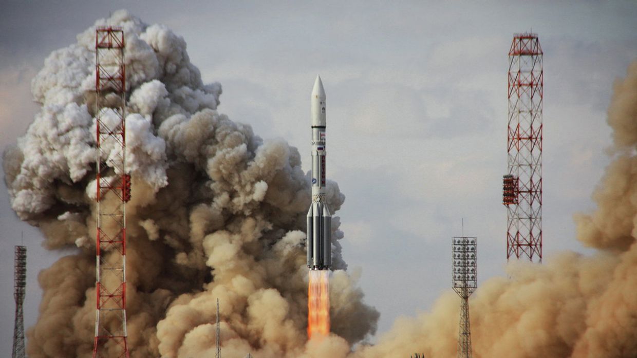 Пуск ракеты Протон-М со спутником Intelsat-22