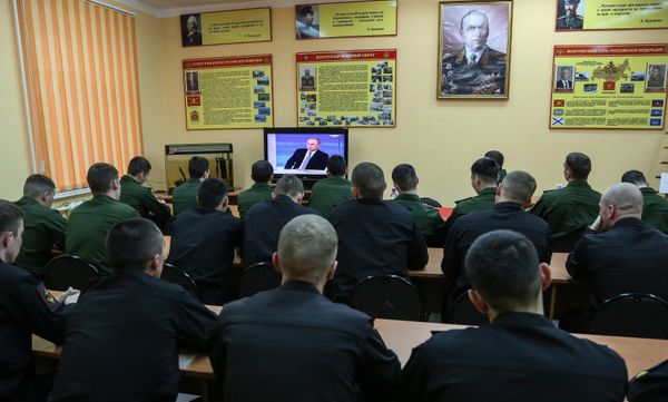 Трансляция «Прямой линии с Владимиром Путиным»