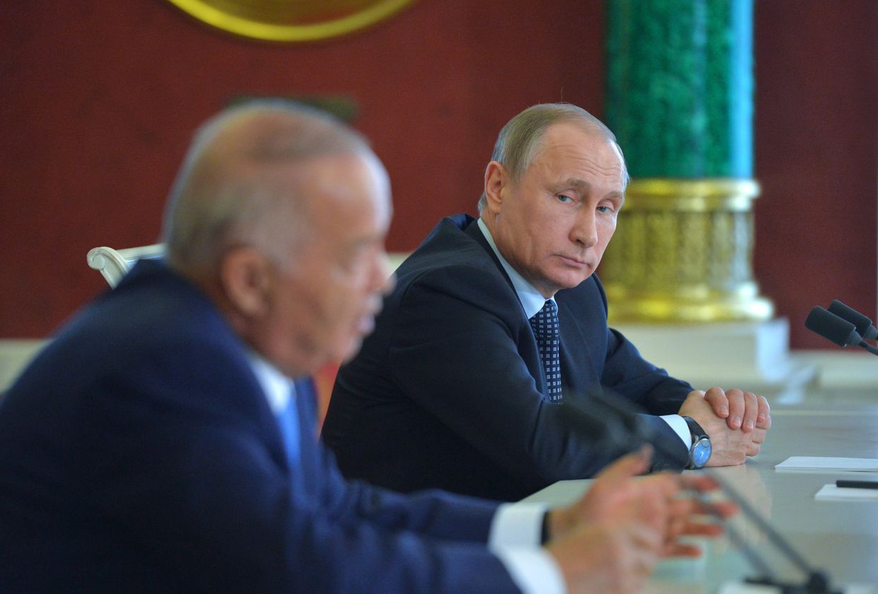 Президент РФ В. Путин проводит переговоры с президентом Узбекистана И. Каримовым