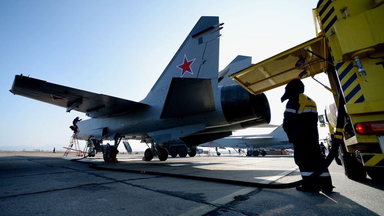 Авиаполк в Приморье получил три модернизированных самолета МиГ-31 БМ