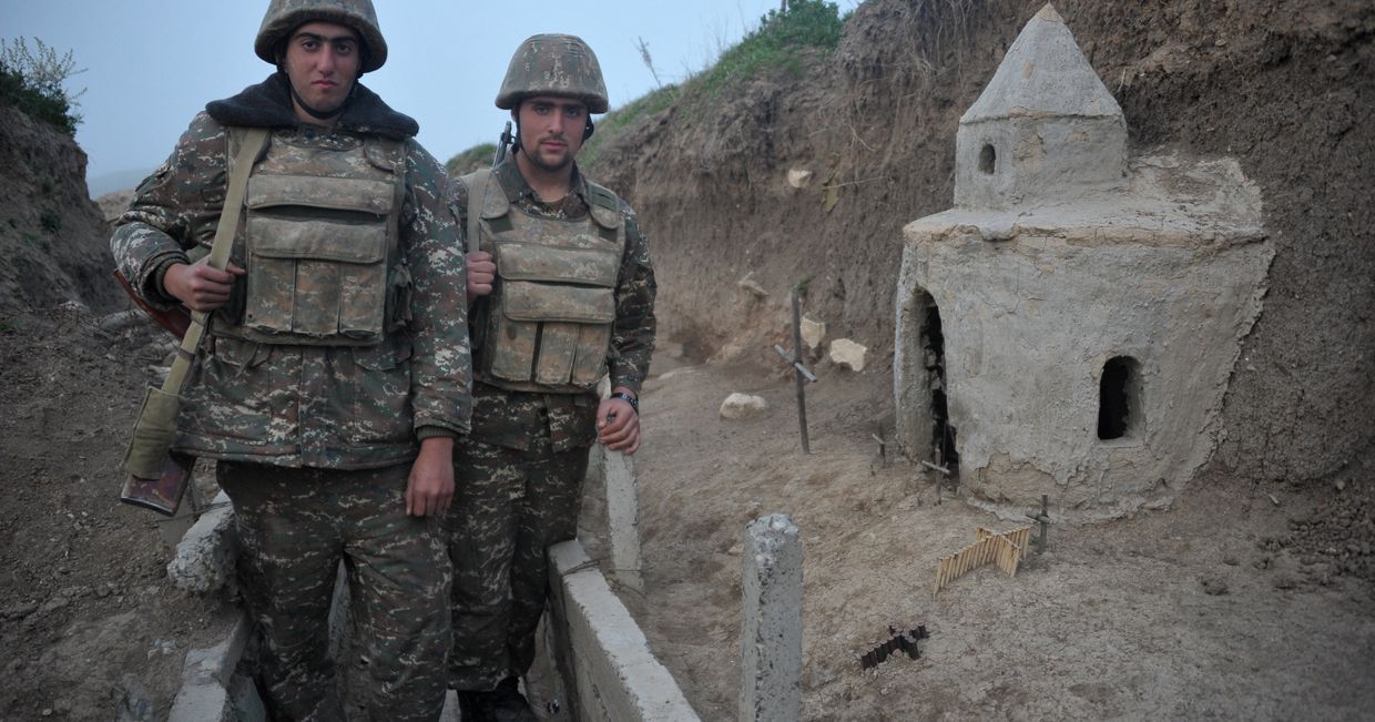 Карабахские военные на первой линии обороны армии обороны Нагорного Карабаха Карабахские военные на первой линии обороны армии обороны Нагорного Карабаха