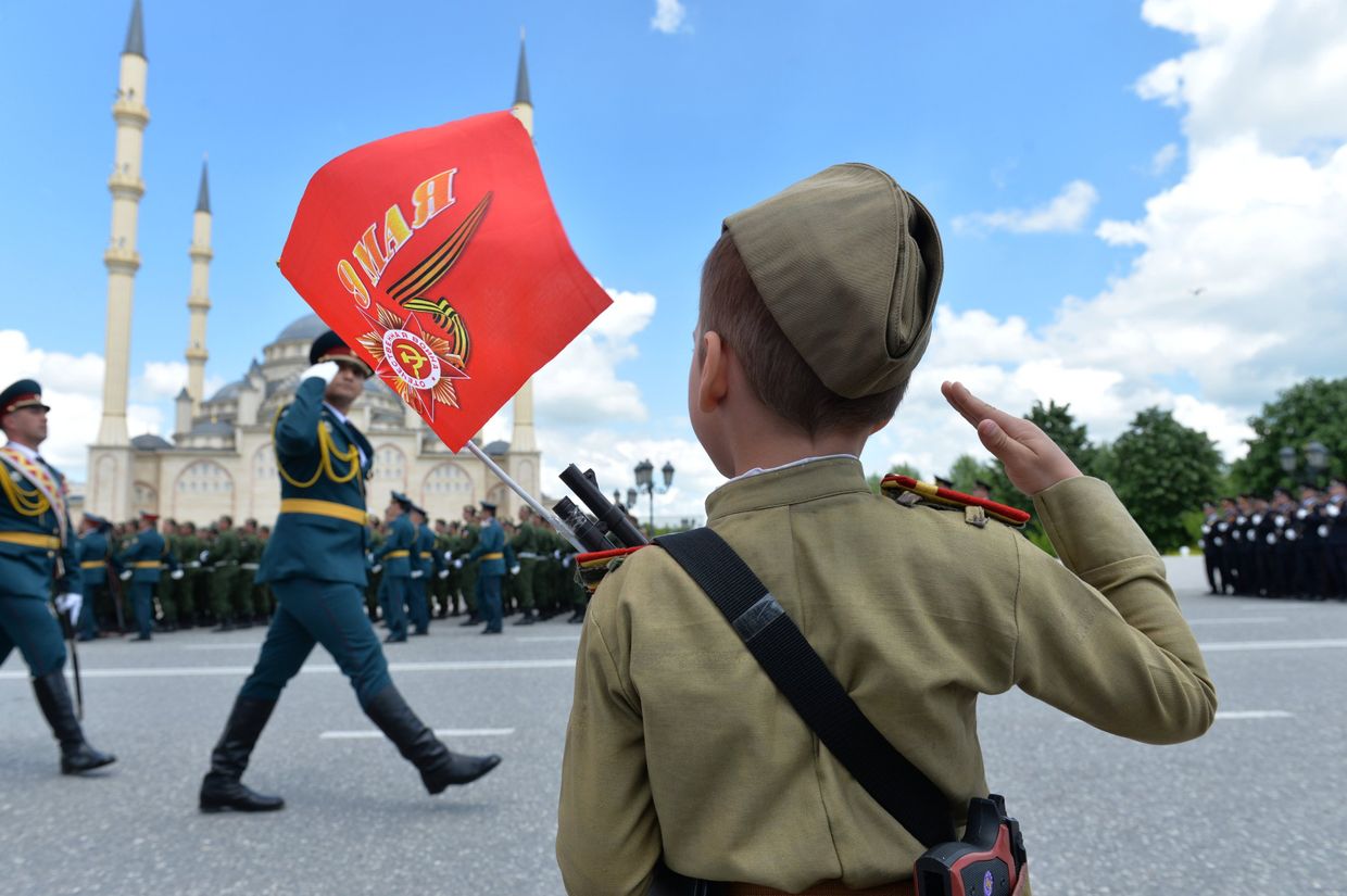 Парад Победы в городах России