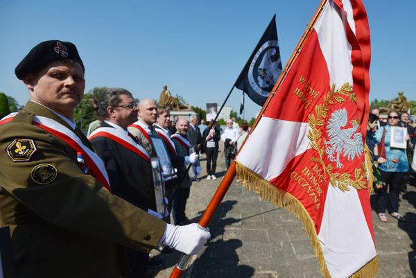Акция «Бессмертный полк» в Варшаве