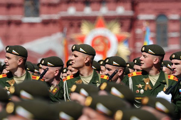 Военный парад в честь 71-й годовщины Победы в ВОВ Военный парад в честь 71-й годовщины Победы в ВОВ