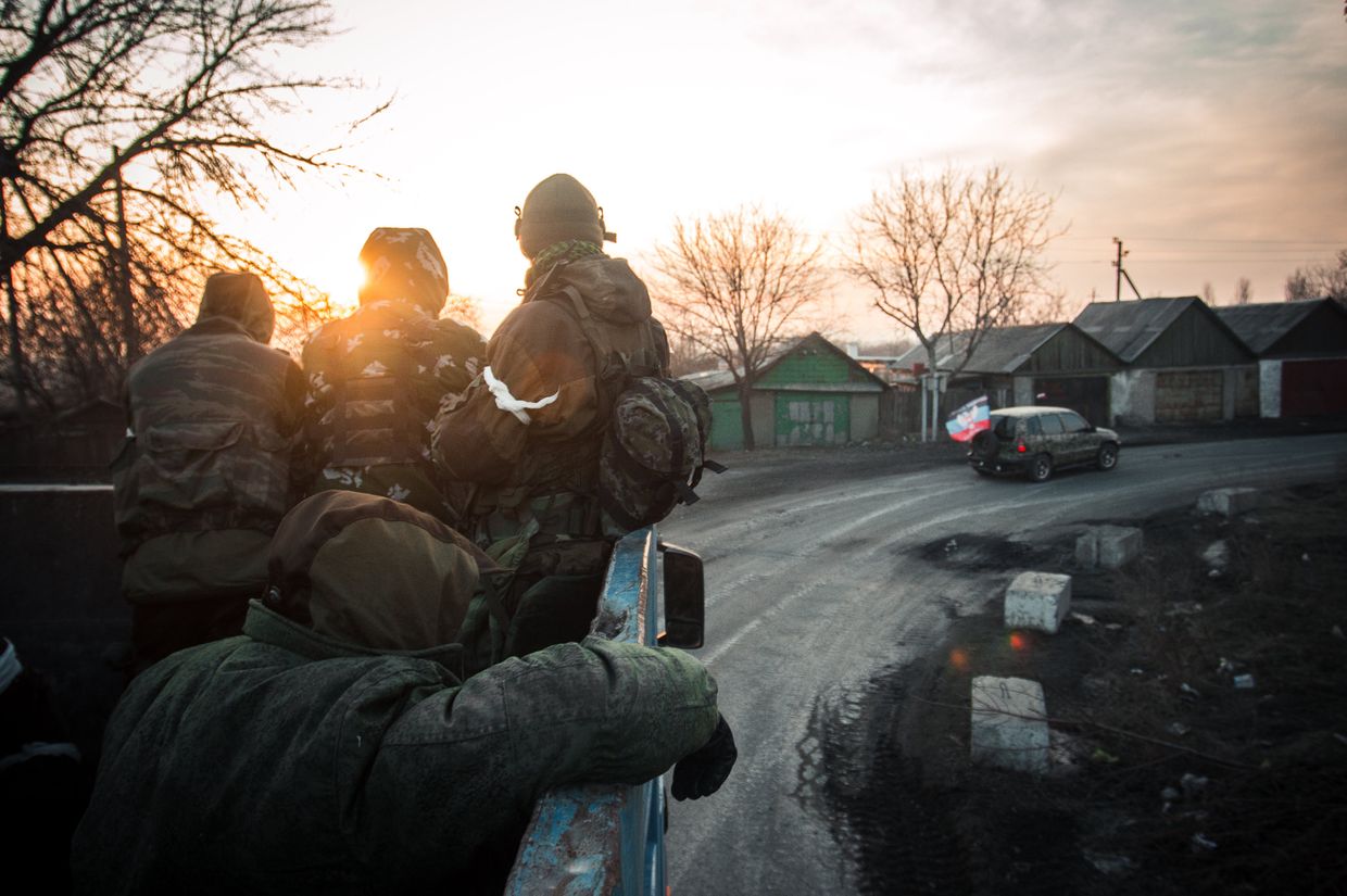 Ополченцы ДНР в Донецкой области