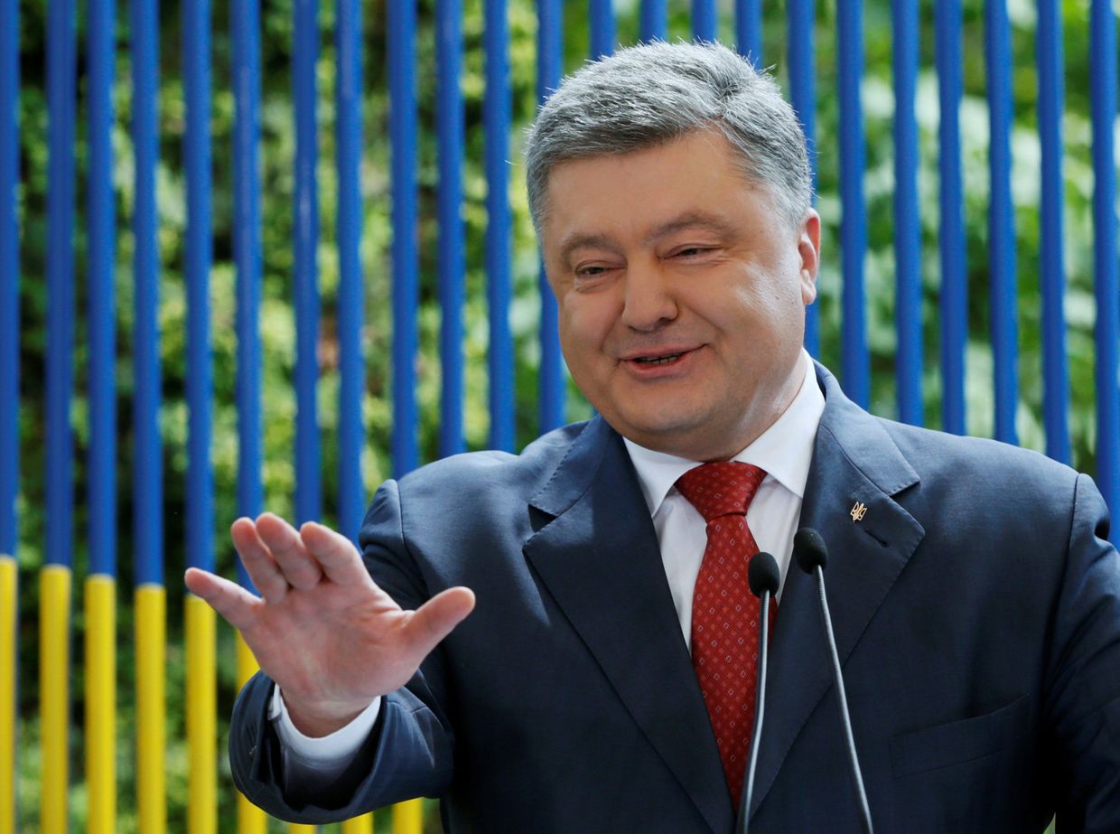 Президент Украины Петр Порошенко во время пресс-конференции в Киеве