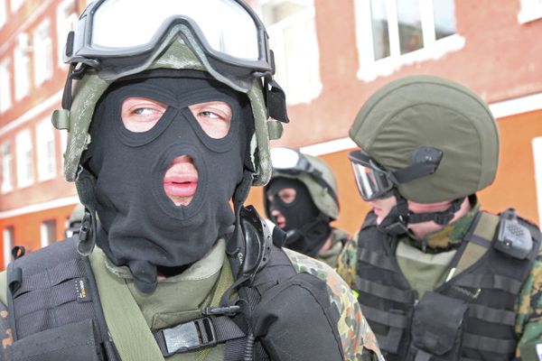 Сотрудники подразделений специального назначения  России. Архив